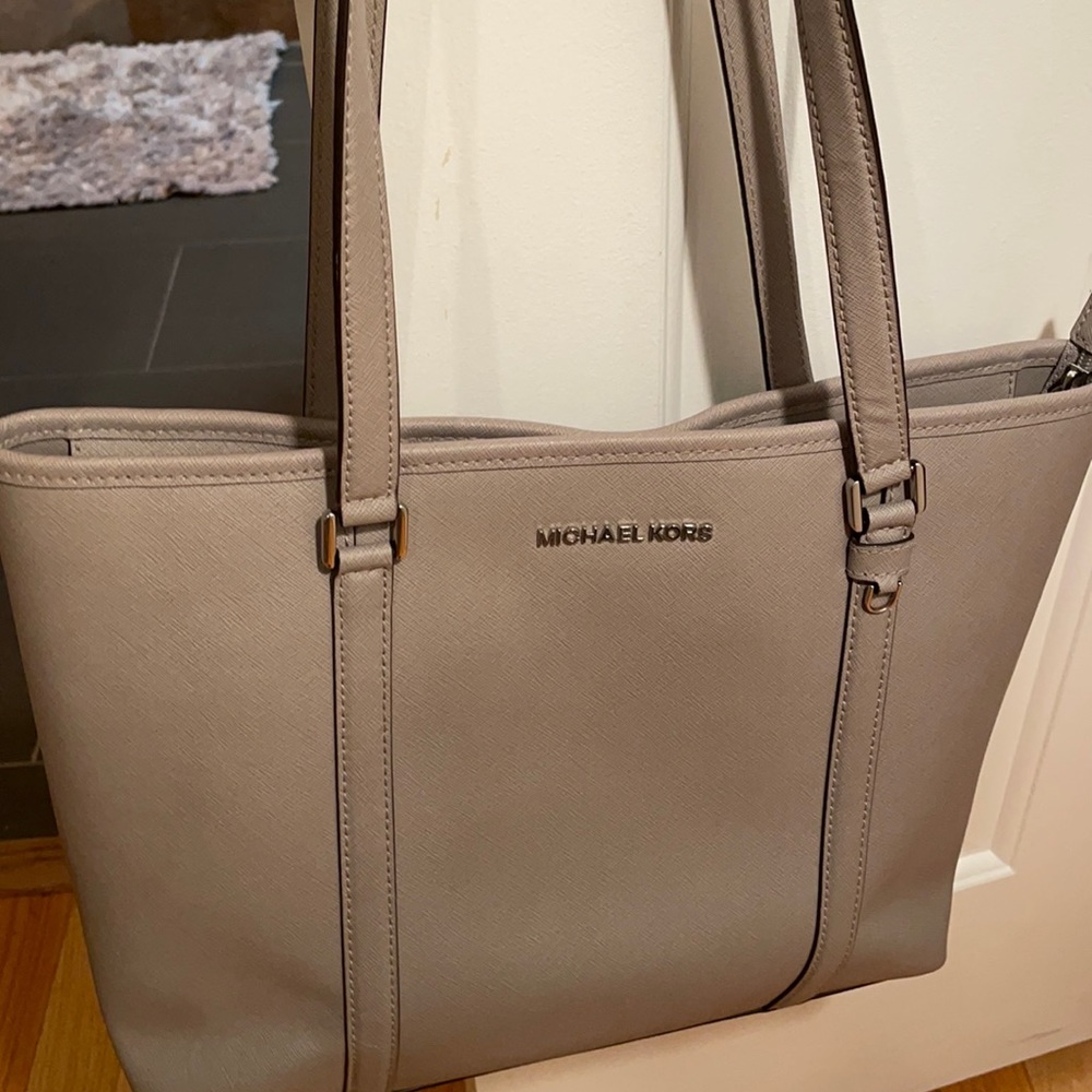 Michael Kors Tote
